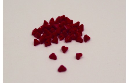 Corazón Facetado Rojo 4*3*3mm