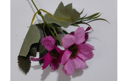 Ramillete flores 4 a 5cms diametro Rosa Fuerte